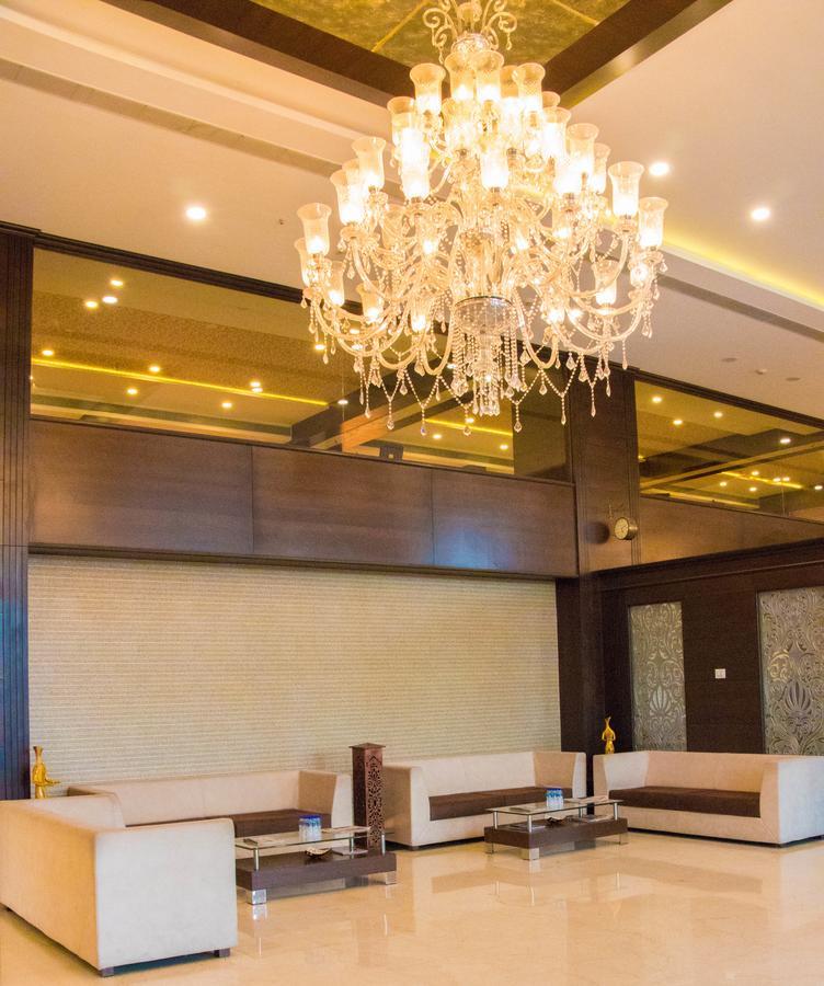 Regenta Central Indore Exterior foto